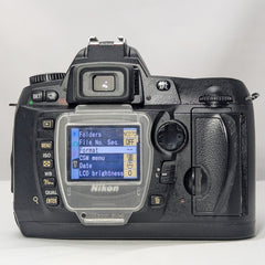 Nikon D70 DSLR with 18-70mm f/3.5-4.5G ED AF-S DX Lens – Classic 6.1MP Retro Digital Kit