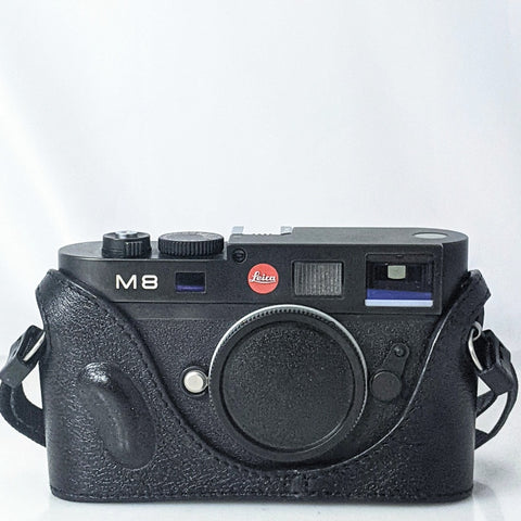 Leica M8 10.3 megapixel  Black Body, <18,000 Actuations, Mint minus