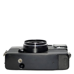 Minolta Hi-Matic AF2 35mm point and shoot film Camera 