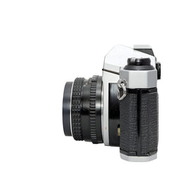 Pentax K1000 35mm film camera w/ 50/2 lens