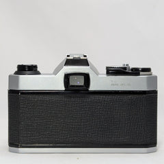 Pentax K1000 35mm film camera w/ 50/2 lens