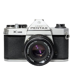 Pentax K1000 35mm film camera w/ 50/2 lens