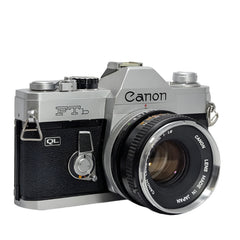 Used Canon FTb, canon slr camera, 35mm slr camera, film camera, manual camera, camera trading company, retro camera , used lenses, used dslr cameras & lenses, used film cameras, Perth, Ottawa, Kingston, Peterborough, Ontario, Canada, second hand cameras and lenses for sale,